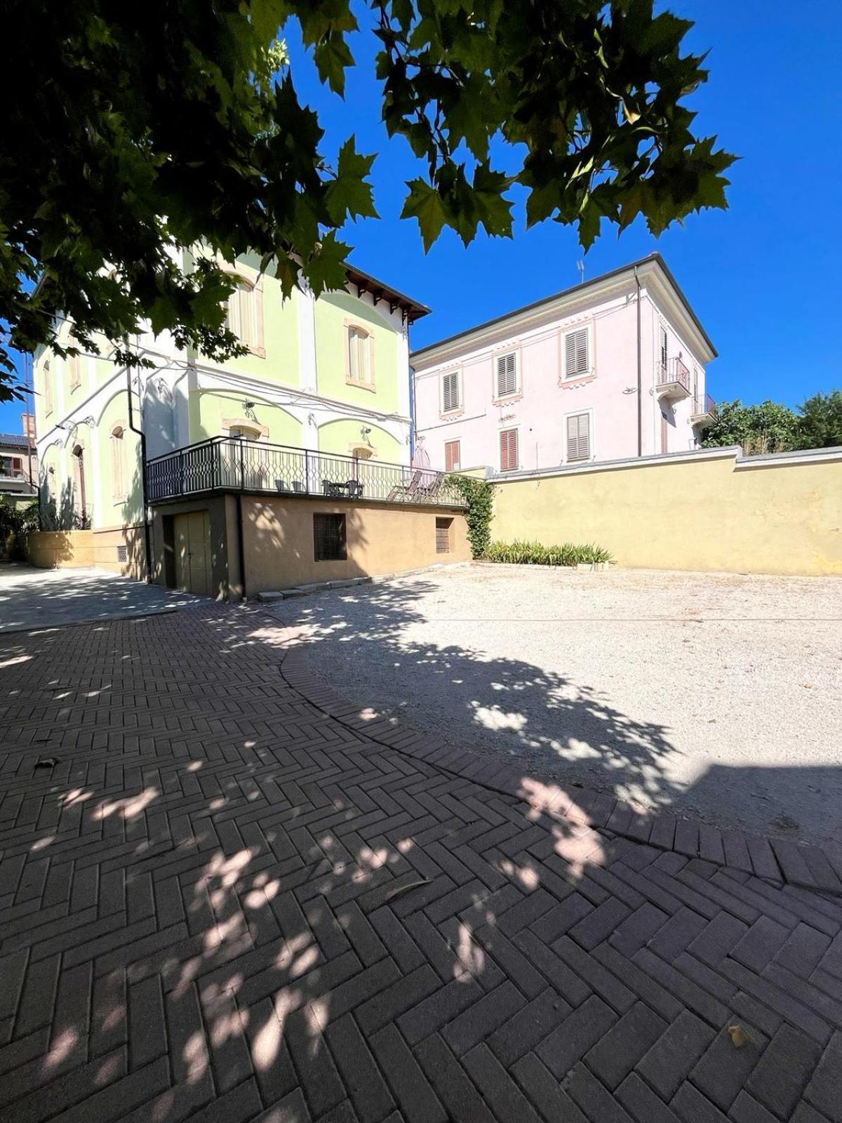 La Castellina Della Fontana - Grande Casa Vacanza Monticchio  Extérieur photo